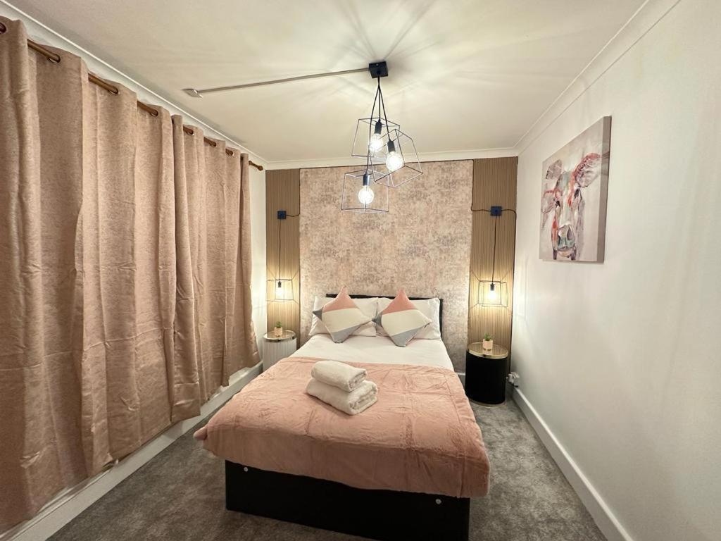 Beautiful Family Apartment Londra Exterior foto
